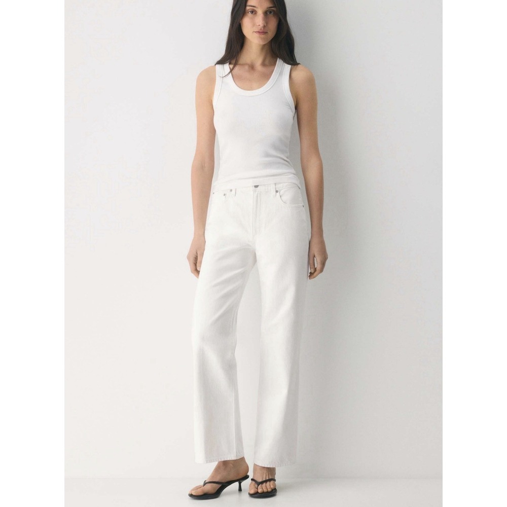 Aritzia Denim Forum NWT Farrah Hi-Rise Wide Leg Jean Size 27 in Little White Lie